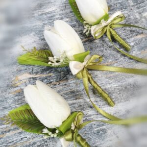 Esküvői tulipán kitűző