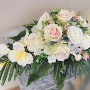 Halvány sárga főasztaldísz- 70 cm hosszú