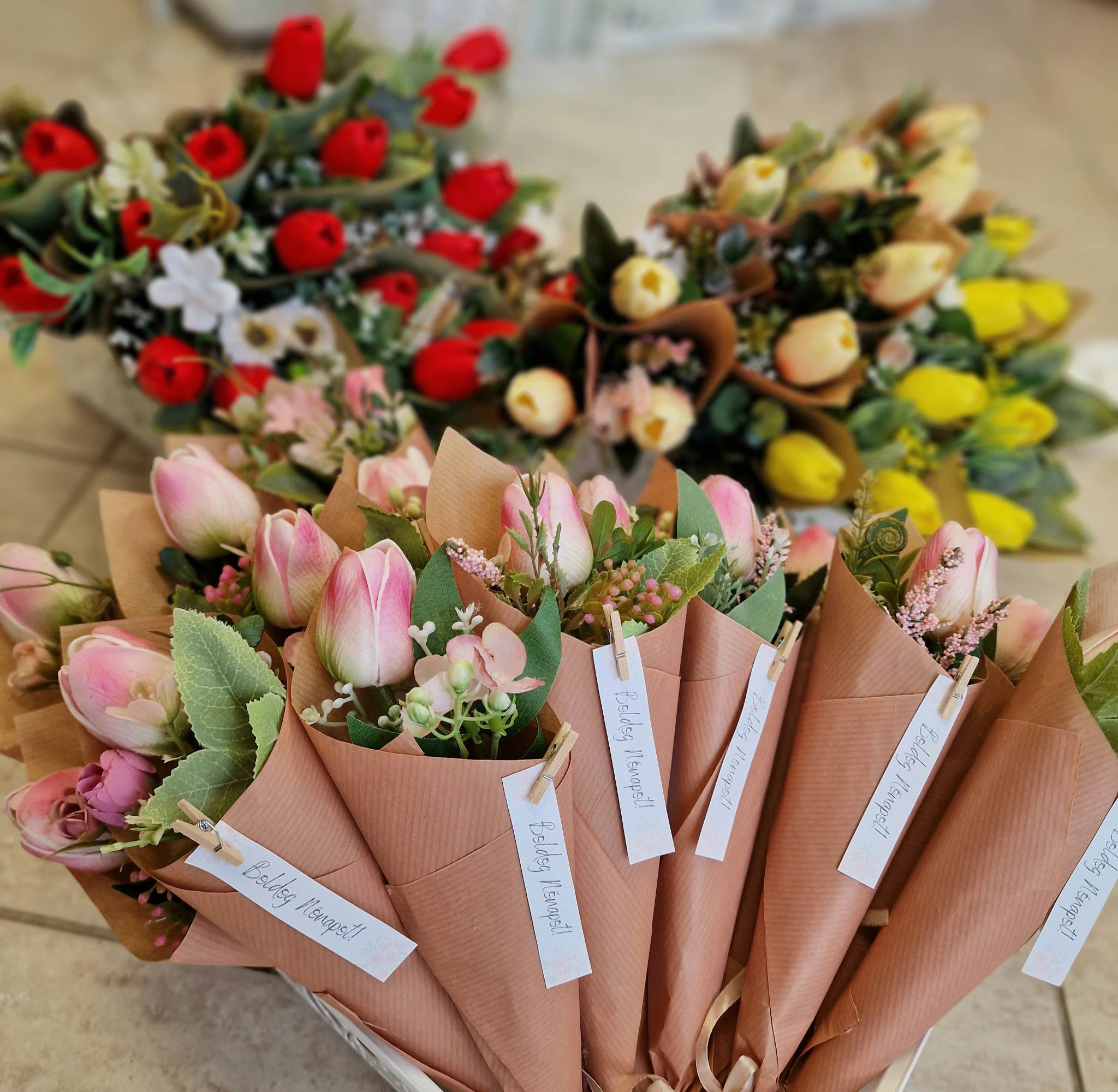Tölcséres tulipán