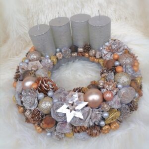 Ezüst adventi koszorú- 26 cm