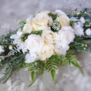 Fehér- vaj elegáns főasztaldísz- 70 cm